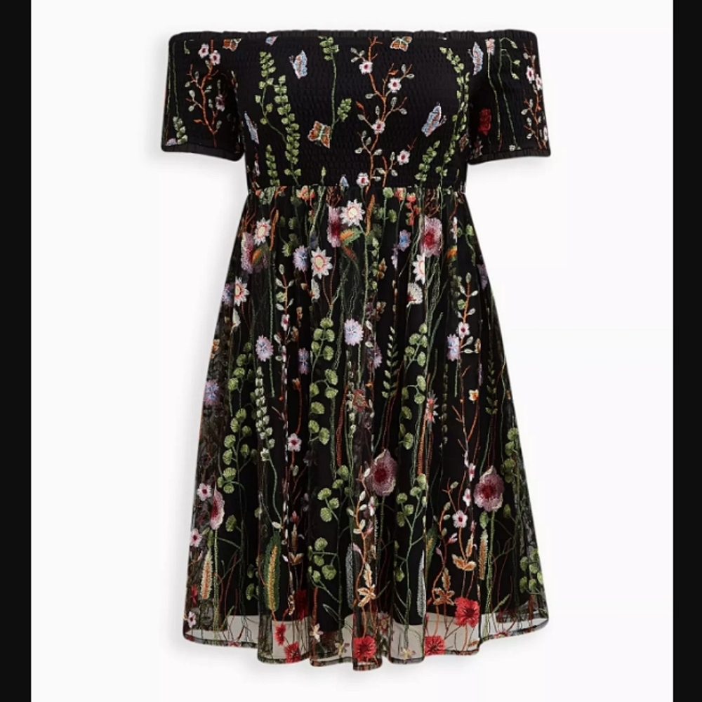 NWT Torrid Sheer Black Lace Smocked Off Shoulder Floral Embroidered Dress, sz 4 - Picture 5 of 12